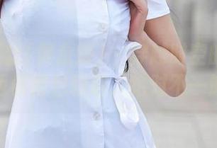 AISS爱丝(黄金版) – 穿越时空的女骑士：西雅图包精选，绝对不一般！