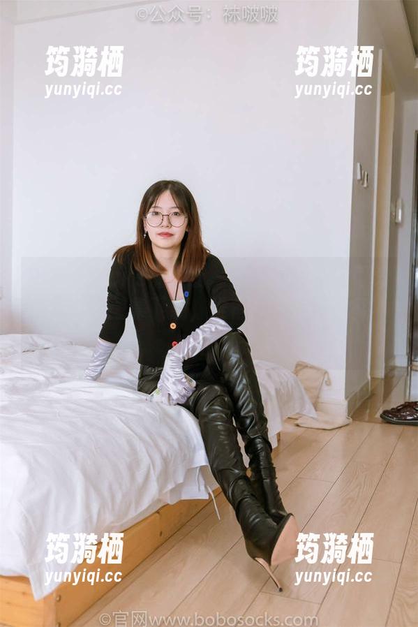 BoBoSocks袜啵啵 - 这个甜甜圈太可爱，白棉袜图集下载，准备好迎接‘甜蜜’冲击！