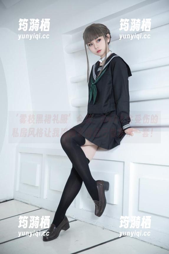 ‘雾枝黑裙礼服’合集：G44不会受伤的私房风格让我瞬间觉得自己也要来一套！