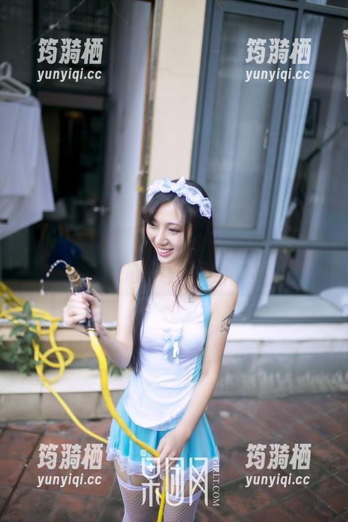 GIRLT果团网 - 王语纯美脚套图：最新的“腿控”福利，有点儿小刺激哦