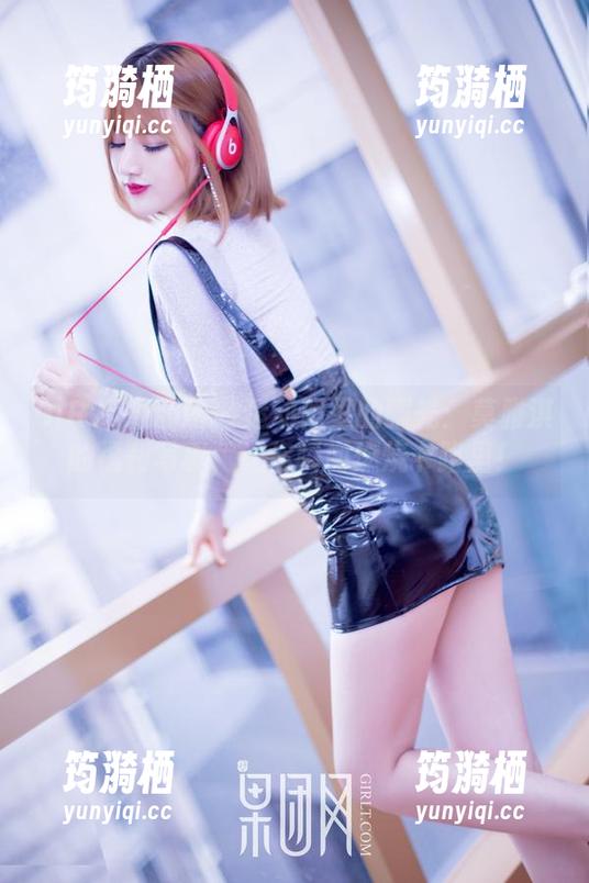 GIRLT果团网 - 运动照里的曙光：莫雅淇的福利写真，让你瞬间燃烧卡路里！
