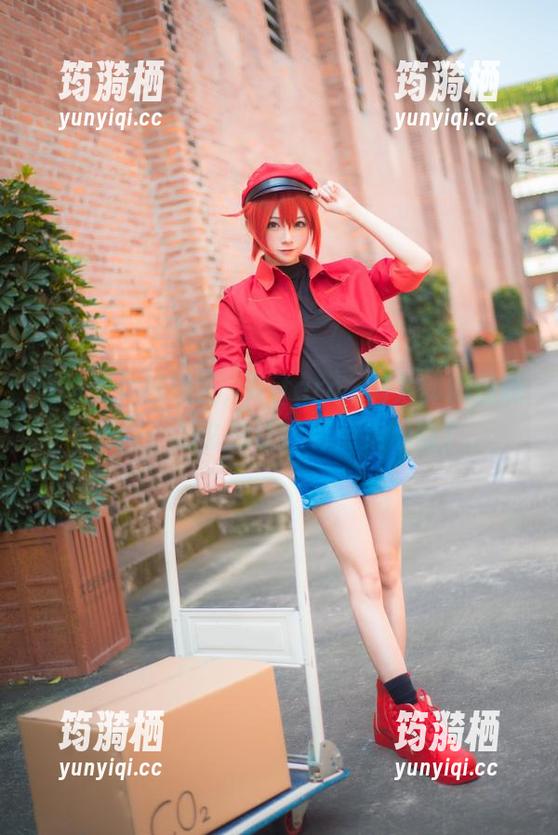 运动服女孩浅蓝，Kitaro_绮太郎的最新更新，怎么总让我有点走心呢？