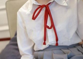 MFStar模范学院 – 快来看看伊小七MoMo的纯白写真，顺便还我智商！