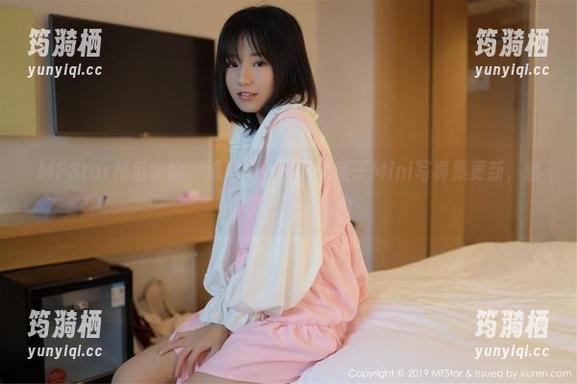 MFStar模范学院 - 泳池里的她：糯美子Mini写真集更新，随水波荡漾的魅力