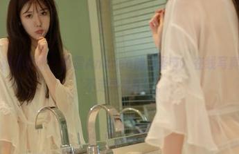 MFStar模范学院 – 露露Andrea的万圣节：在线写真，满满的‘不走寻常路’。