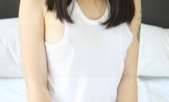 MyGirl美媛馆 – 看！伊小七MoMo的镂空写真集，高清捕捉她的每一个迷惑瞬间