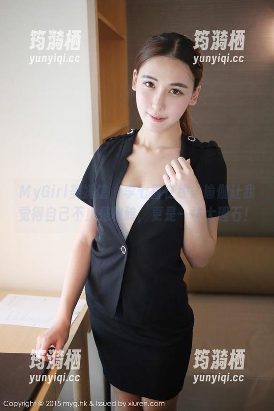 MyGirl美媛馆 - 李七喜在线：瑜伽让我觉得自己不止是枚砖，更是一块大理石！