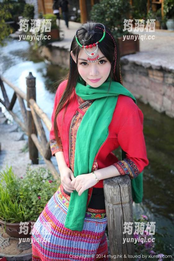 MyGirl美媛馆 - 绮里嘉学姐最新写真：这身姿，难道是魔法？