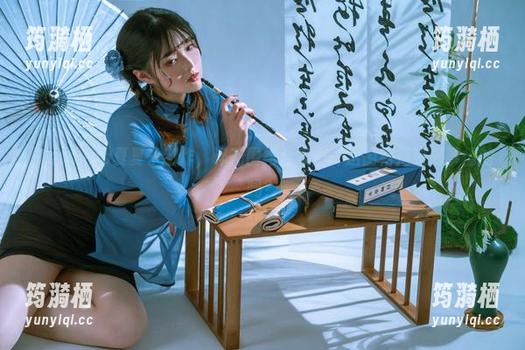 Natsuko夏夏子新作，碎花围裙合集——这围裙是来搞事情的吗？