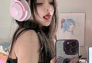 SayoMomo白裙合集：不只是白裙，还是一场视觉派对！