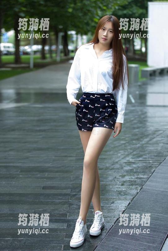 TuiGirl推女郎 - 纯小希的高清红裙，真的有点不科学，这种美我能看一百遍！