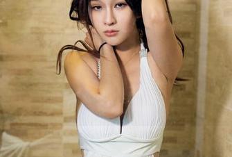 TuiGirl推女郎 – 图集曝光！赵惟依把灰丝穿得如此撩人，真是让人忍不住多看几眼。