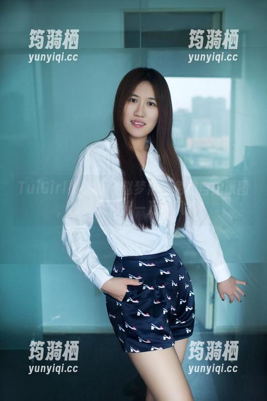 TuiGirl推女郎 - 赵梦洁的免费自拍原图，我说能看出一万种风情！