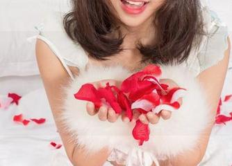 UGirls尤果网 – 来吧，随我一起走进才可儿的白衬衫无圣光图集，感觉…有点不可思议？