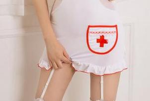 UGirls尤果网 – 霓梓心女王来啦，居然还可以免费下载，心都要漏出来了！