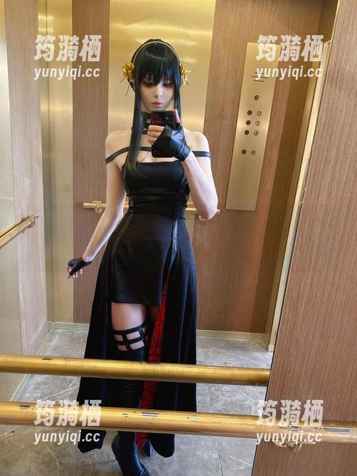 Vinnegal白丝全套作品，一边欣赏一边自言自语：这是什么感觉啊？