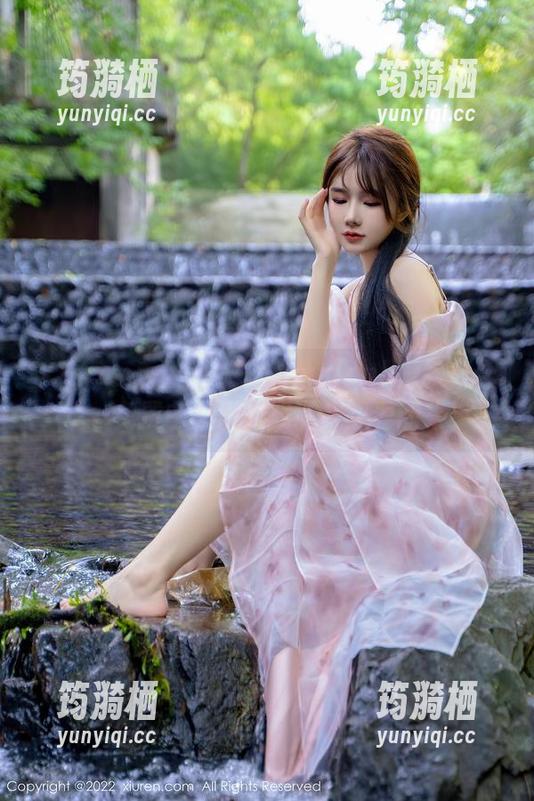 Xiuren秀人网 - 安然maleah婚纱集合——免费中又满是戏谑，想看的来！