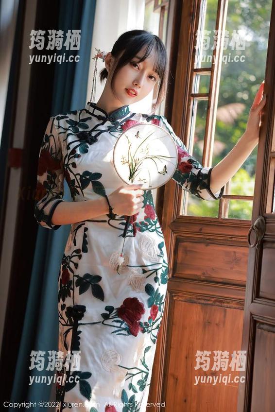 Xiuren秀人网 - 战姝羽Zina的天使作品：我是不是该把灵魂也借给她？