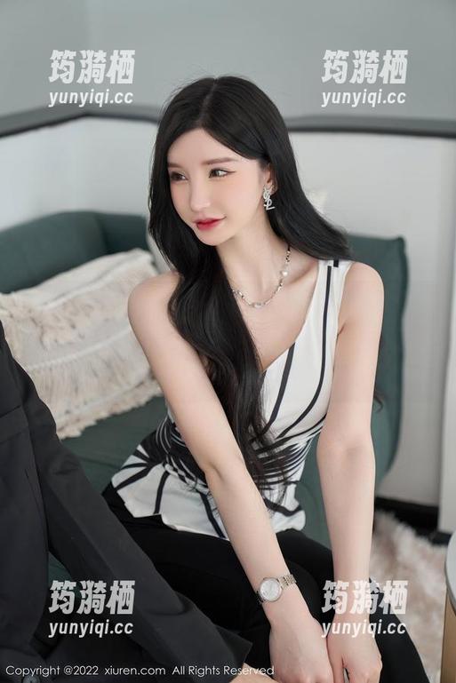 Xiuren秀人网-是小逗逗 Xiuren秀人网 - 水手服里的是小逗逗,下载图集时请思考:这是一场视觉的航海探险?