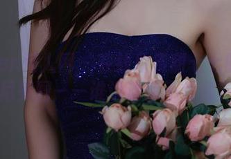 Xiuren秀人网 – 在线欣赏甜七七的比基尼美图——谁说清凉不性感？