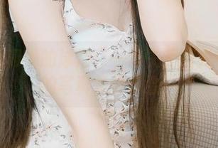 不呆猫和她的泳池：一场关于阳光和水花的写真集分享会！