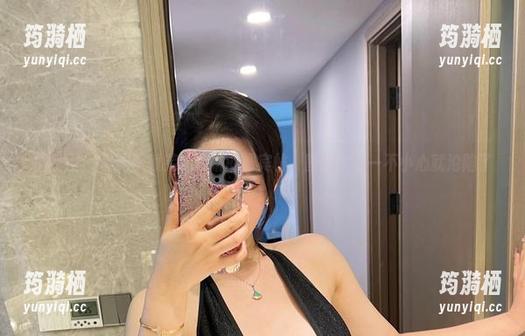 微密圈 - 最新不爱笑的赛琳的嘉宾帖，图片太美一不小心就沦陷了