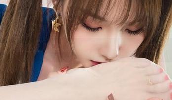 丽柜 – 就让我在允儿的礼服在线资源中沉沦吧-这感觉，真是…