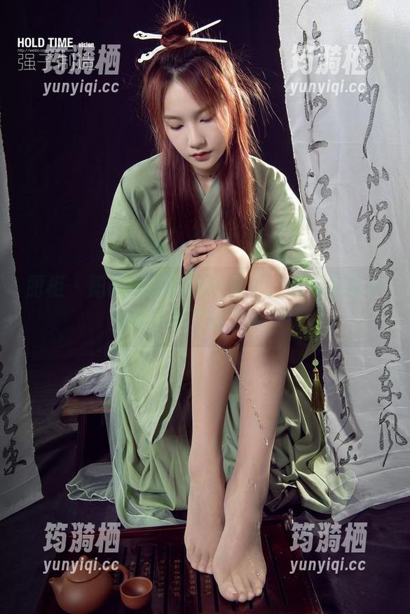 丽柜 - 阳阳带来的独家图包，丽莲诠释什么叫‘看了还想看’！