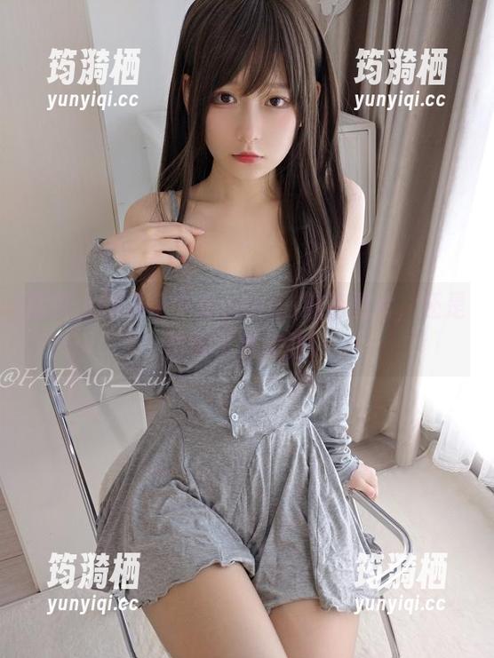 短裤上的发条少女yoki：精选图片，还是那股子俏皮劲！