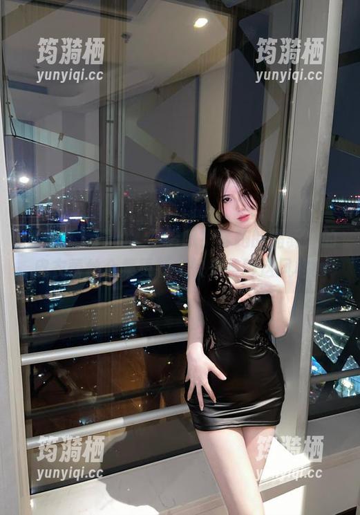 微密圈 - 哎哟，不错哦！奔跑的晶骡儿的皮衣蕾丝合集更新，快来瞧瞧这风格！