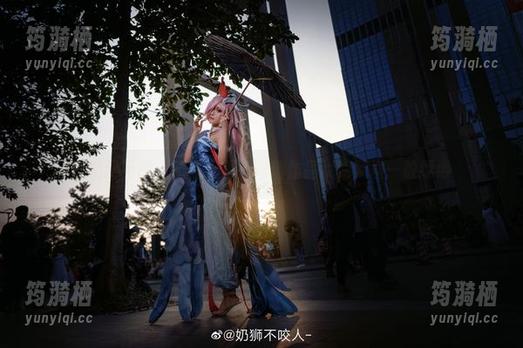 奶狮不咬人 在奶狮不咬人的夏天里,高清作品犹如梦境一般缥缈