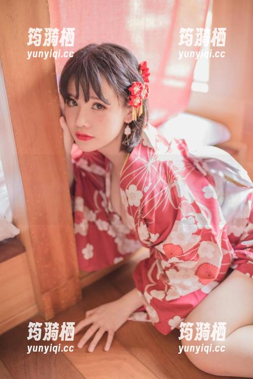 准备好了吗？宅夏yoko为你带来的索尼子赫斯提亚套图资源，让你一天都很happy！