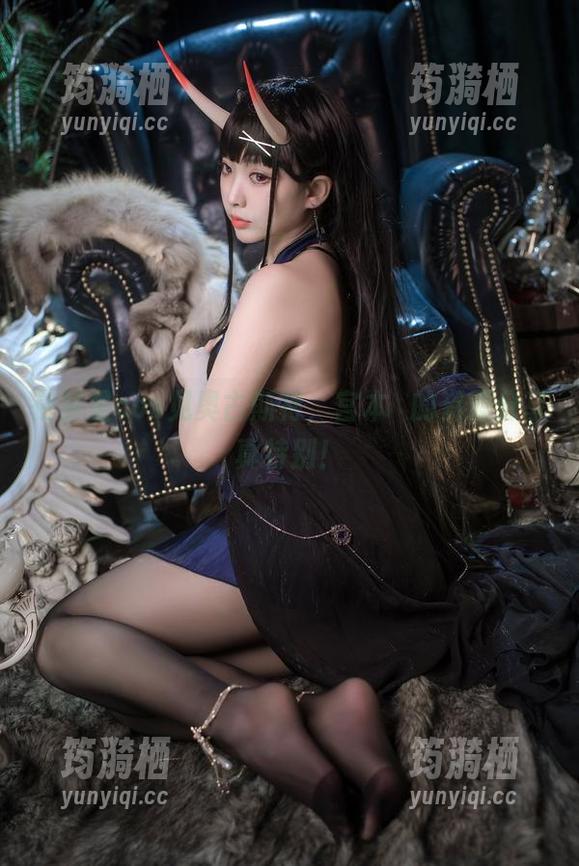 在梦里cos见奥古斯特，宫本桜的资源分享真特别！