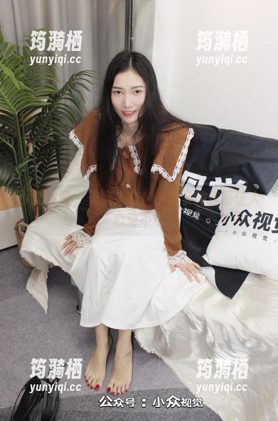 小众视觉-小薯条 小众视觉 - 美腿来袭!小薯条的作品让人心动不已