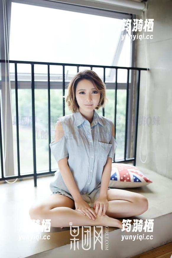 果团网 - 温柔不止是一种感觉，蜜桃Q妹儿的写真全集让你怦然心动！