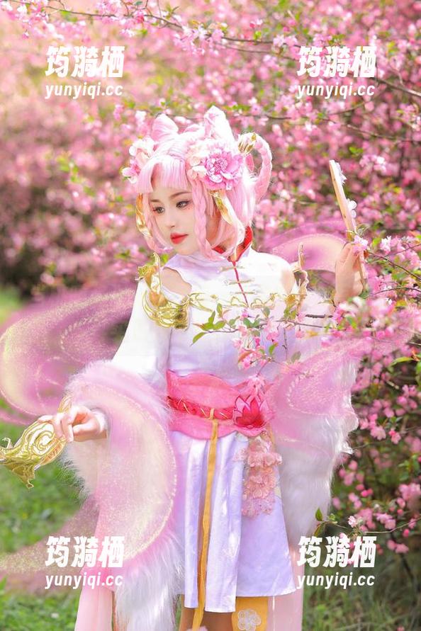 当桃暖酱遇见牛仔裤——你以为是写真，其实是对牛仔的终极致敬！