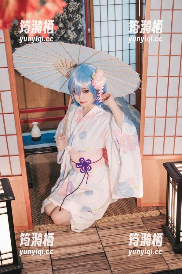 神沢永莉 神沢永莉教你如何用蓝白泳衣和辫子在浴室拍出免费美图,竟然这么好看!