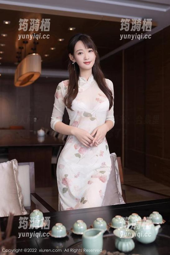秀人网 - lucky咏丹的粉色情书：合集里有多少张图片打动你了？