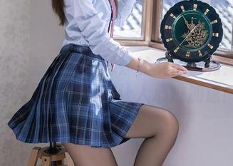 秀人网 – 感受奶油妹妹的女王魅力：惊艳写真原图，简直让人心跳加速！