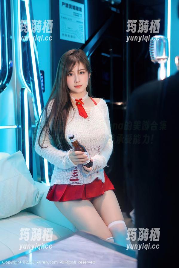 秀人网 - 这里有李雪婷Anna的美脚合集，下载前请确认你的心脏承受能力！