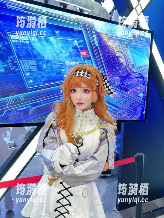 想要高清？紫氯氯的纳西妲作品让你见识什么叫“秒杀一切”。