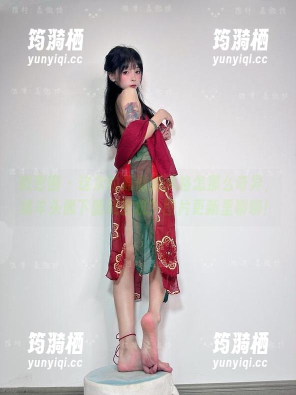 微密圈 - 这次的聂傲娇风格怎那么奇异，绵羊头像下暗藏玄机？图片更新里聊聊！