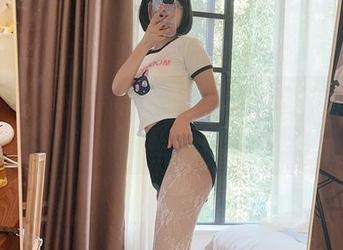 微密圈 – 免费写真独家分享：胜利的小生活与蝴蝶白丝的绝妙搭配！