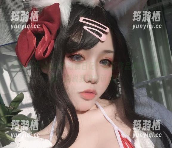 芊川一笑MNK的短裤日记，最新作品集笑点满满，别说我没告诉你！