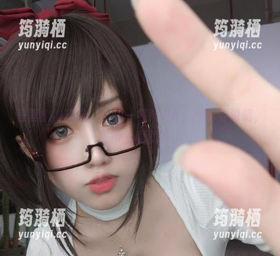 吾妻旗袍精选：芊川一笑MNK，不需要说明，直接上镜就好。