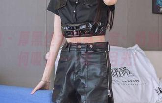 袜啵啵 – 厚黑丝大腿袜全套：奶油教你如何吸引……呃，目光！