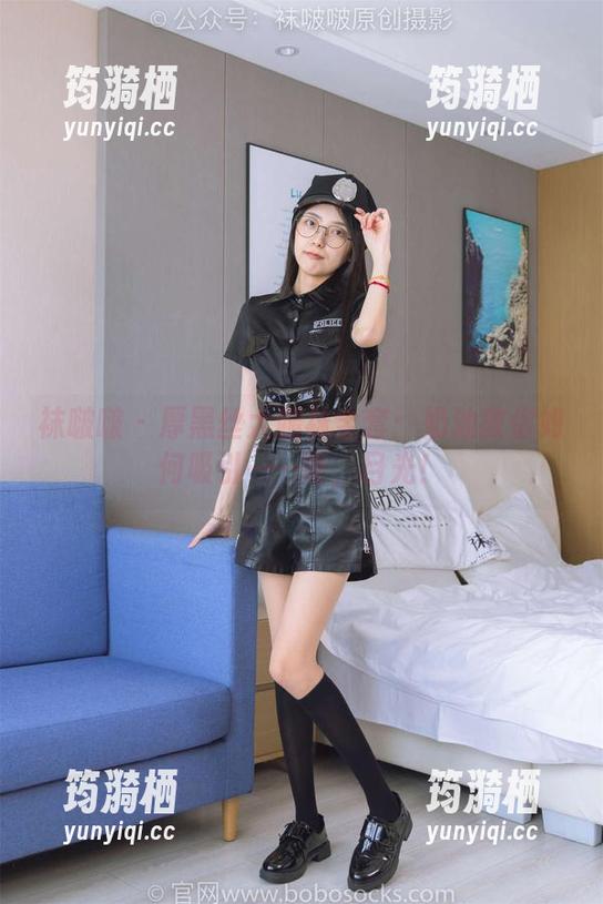 袜啵啵 - 厚黑丝大腿袜全套：奶油教你如何吸引……呃，目光！
