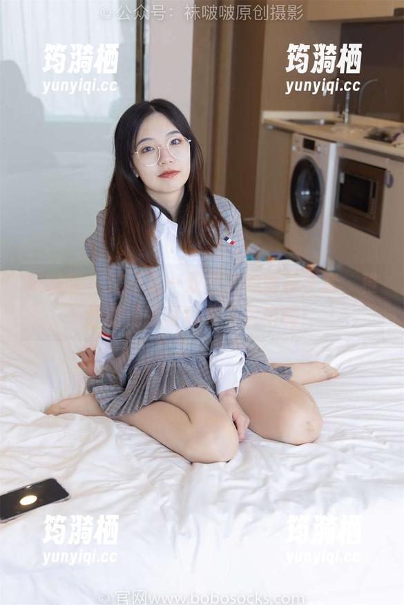 袜啵啵 - 这不是一双普通的丝袜手套，稚予的精选写真集等你来嗨！