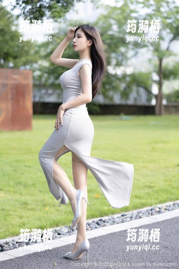语画界 - Miki兔私房照：护士的白大褂，怎么就这么吸引眼球呢？