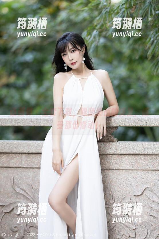 语画界 - 全套下载，跟随奶瓶的美足，感受那份悸动！